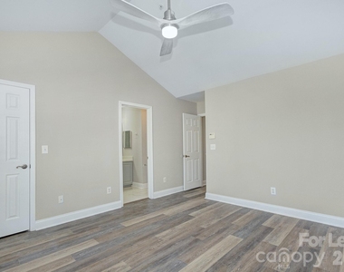 210 S Cedar Street - Photo Thumbnail 16