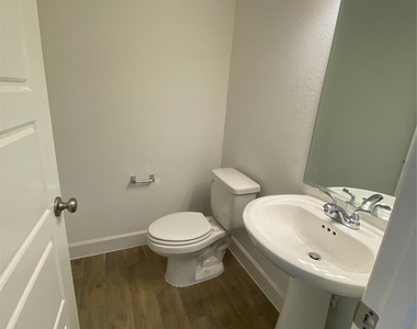 1624 Bulls Eye Road - Photo Thumbnail 21