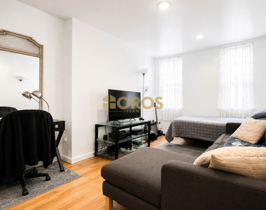236 East 7th Street - Photo Thumbnail 4