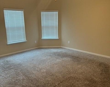 235 Enchanted Drive - Photo Thumbnail 11