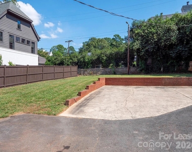 1221 S Kings Drive - Photo Thumbnail 10