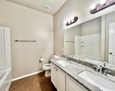 8221 Atherton Street - Photo Thumbnail 10