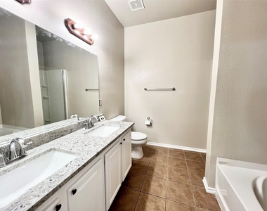 8221 Atherton Street - Photo Thumbnail 6