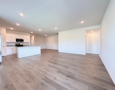 629 Dunham Road - Photo Thumbnail 9