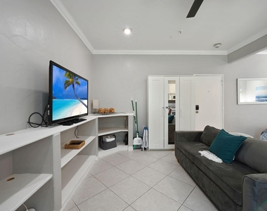 3710 Collins Avenue - Photo Thumbnail 5