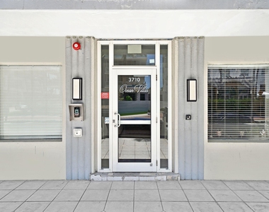 3710 Collins Avenue - Photo Thumbnail 23