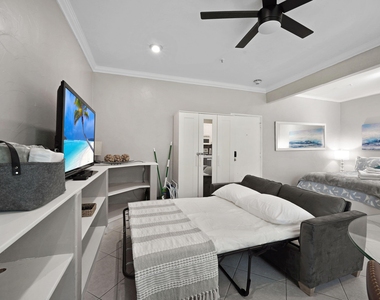 3710 Collins Avenue - Photo Thumbnail 18
