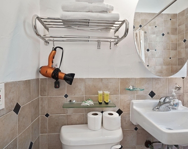 3710 Collins Avenue - Photo Thumbnail 16