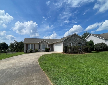 1444 Farmington Hills Drive - Photo Thumbnail 1