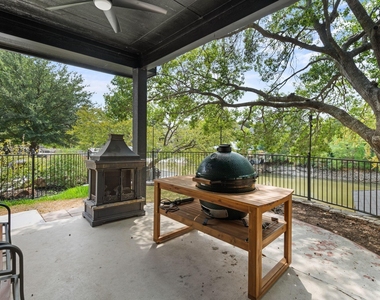 8517 Woodlake Circle - Photo Thumbnail 25