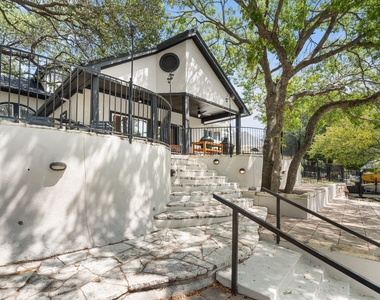 8517 Woodlake Circle - Photo Thumbnail 33
