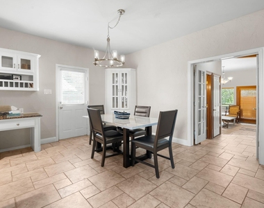 8517 Woodlake Circle - Photo Thumbnail 4
