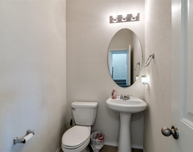 1965 Travertine Avenue - Photo Thumbnail 15