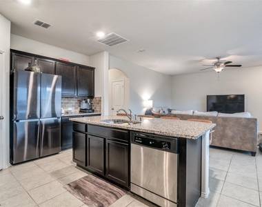 1965 Travertine Avenue - Photo Thumbnail 11