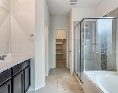 1965 Travertine Avenue - Photo Thumbnail 19