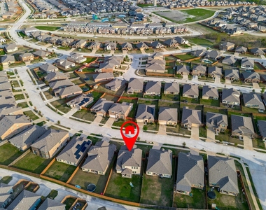 1965 Travertine Avenue - Photo Thumbnail 29