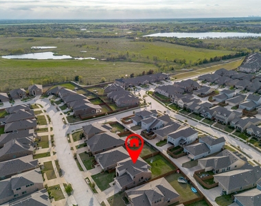 1965 Travertine Avenue - Photo Thumbnail 27