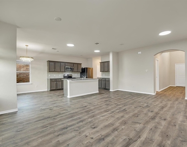 2271 Bryant Lane - Photo Thumbnail 3