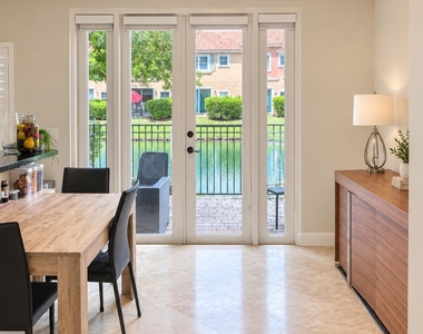 4917 Windward Way - Photo Thumbnail 4