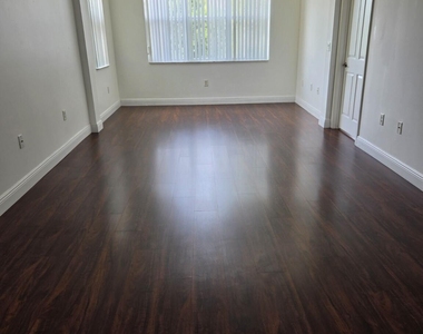 4602 Sw 160th Avenue - Photo Thumbnail 4