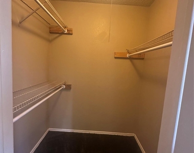 9823 Walnut Street - Photo Thumbnail 9