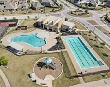 2804 Hackberry Creek Trail - Photo Thumbnail 28