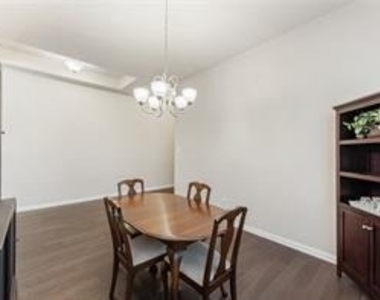2804 Hackberry Creek Trail - Photo Thumbnail 7