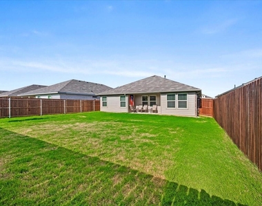 8425 Coffee Springs Drive - Photo Thumbnail 31