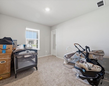 8425 Coffee Springs Drive - Photo Thumbnail 20