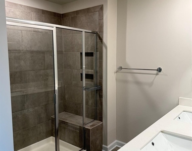 7221 Bryce Avenue - Photo Thumbnail 13