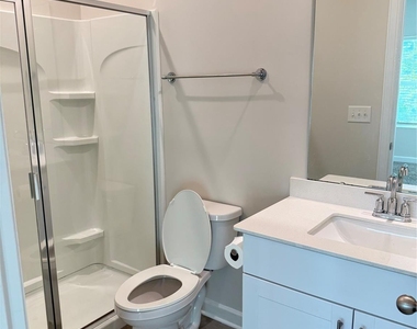 7221 Bryce Avenue - Photo Thumbnail 11