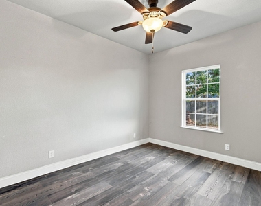 1837 Jennifer Court - Photo Thumbnail 19