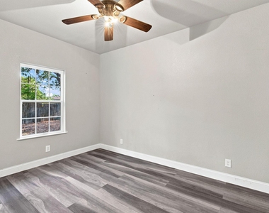 1837 Jennifer Court - Photo Thumbnail 20