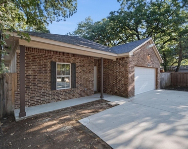 1837 Jennifer Court - Photo Thumbnail 3