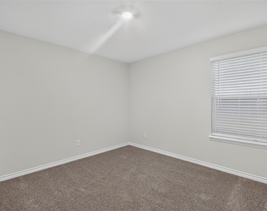 2025 Hearn Drive - Photo Thumbnail 21