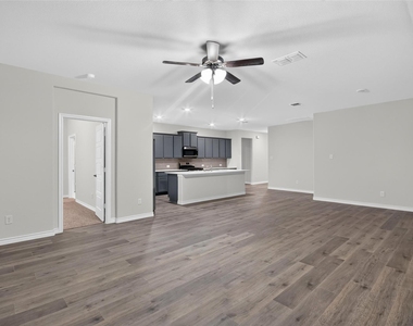 2025 Hearn Drive - Photo Thumbnail 8