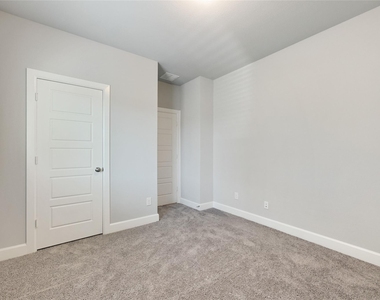 14421 Walsh Avenue - Photo Thumbnail 22