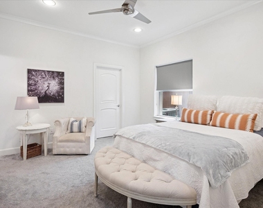 5909 Goliad Avenue - Photo Thumbnail 16