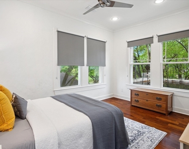 5909 Goliad Avenue - Photo Thumbnail 19