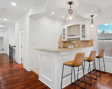5909 Goliad Avenue - Photo Thumbnail 10