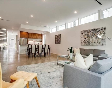 2308 N Prairie Avenue - Photo Thumbnail 13