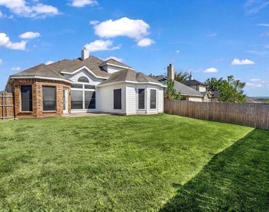 11208 Whispering Brook Lane - Photo Thumbnail 31