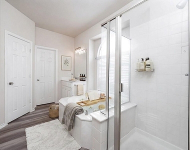 11208 Whispering Brook Lane - Photo Thumbnail 11