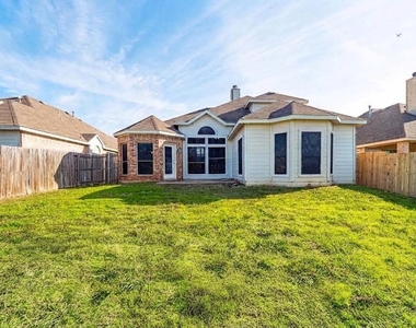 11208 Whispering Brook Lane - Photo Thumbnail 26