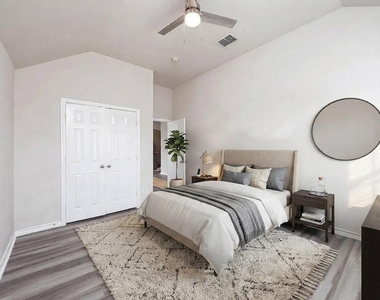 11208 Whispering Brook Lane - Photo Thumbnail 17