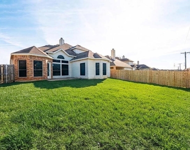 11208 Whispering Brook Lane - Photo Thumbnail 25