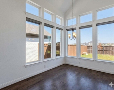 413 Rock Rose Lane - Photo Thumbnail 9