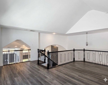 413 Rock Rose Lane - Photo Thumbnail 16