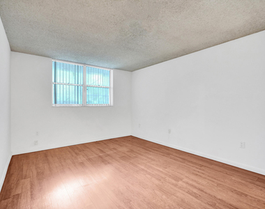 1805 Sans Souci Boulevard - Photo Thumbnail 18