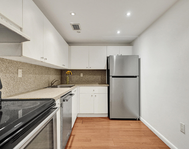 1805 Sans Souci Boulevard - Photo Thumbnail 7
